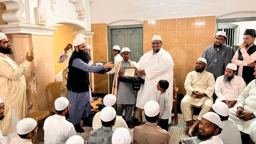 Abdul Bari bin Mohammed Yusuf Attar, Bagalkot, Karnataka